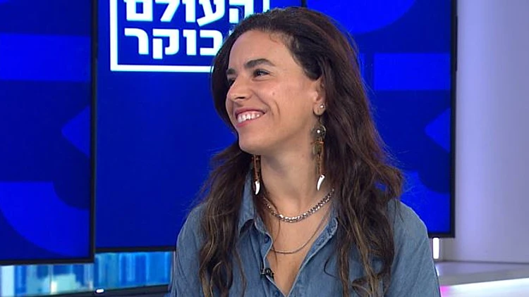 יוצרת התוכן שיצאה בשאלה: "אני מקבלת ריפוי מהסרטונים שלי"