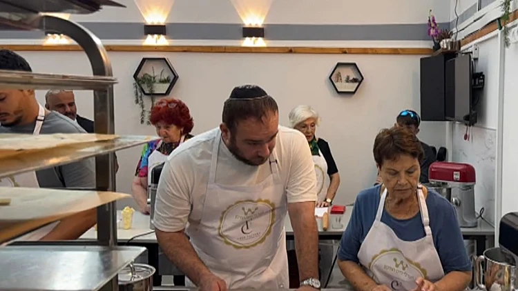 בית הספר לקונדיטוריה שמסייע לפוסט טראומתיים