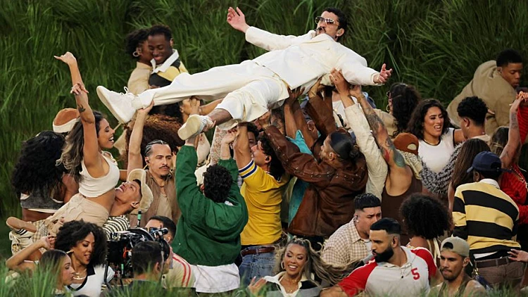 באד באני בסופרבול