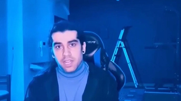 הסרטון שמעורר סערה: זעקת המפגין האיראני ששם קץ לחייו