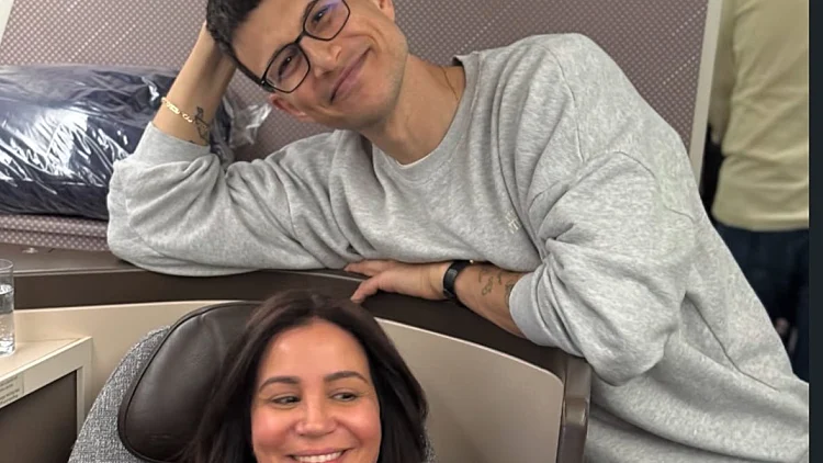 הקהל לא שוכח: אסי עזר ויעל פוליאקוב שוב מותקפים