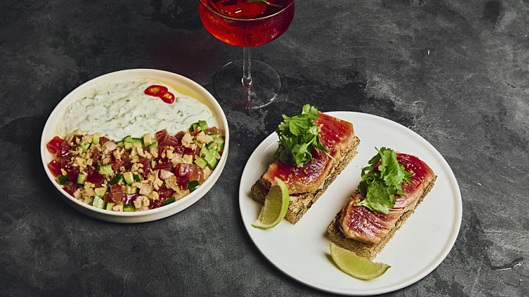 חריימה טונה אדומה וסביצ'ה טונה אדומה. נח