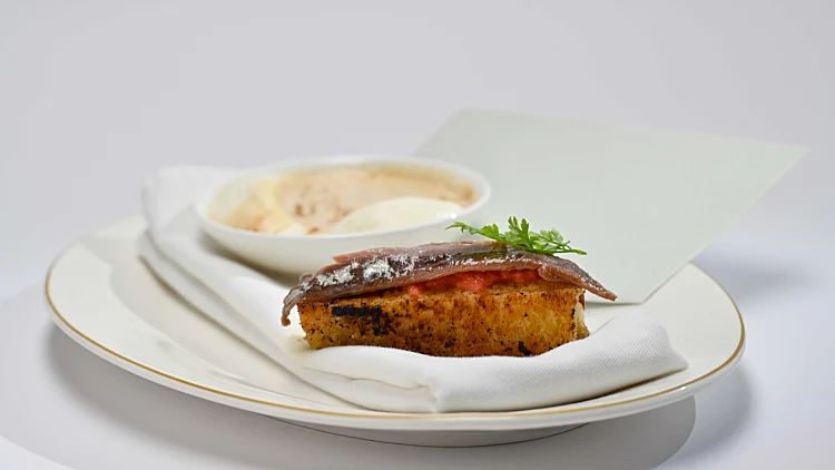 המנה של הנבחרת השחורה במשימת "ערום ולבוש"