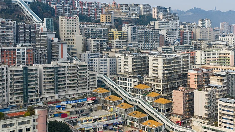 חלק קטן מהמדרגות הנעות בעיר