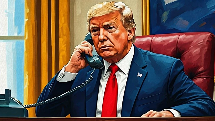 טראמפ בשיחת טלפון