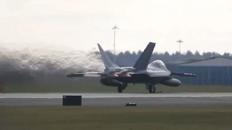 "מלך השמיים": המטוס שיוביל את טבעת האש האמריקנית באיראן