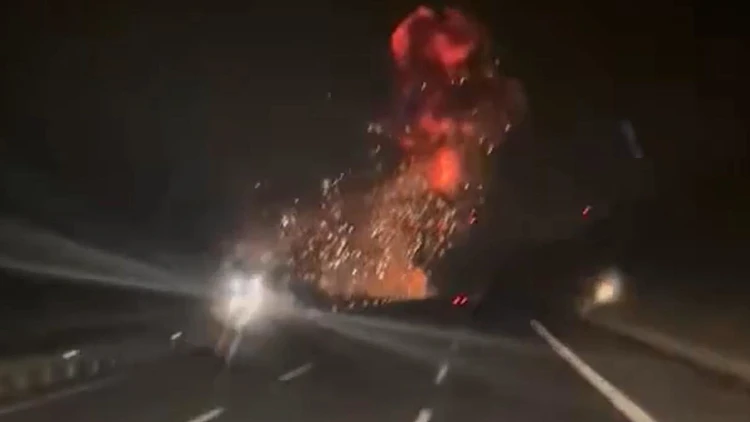 כדור אש על הכביש המהיר: מטוס F-16 התרסק בטורקיה