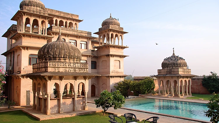 המדינה המרתקת שחוזרת לכותרות - וללב של המטייל הישראלי