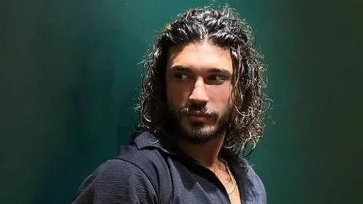 סמל המחאה החדש: מת מפצעיו הדוגמן שנורה בידי המשטר באיראן