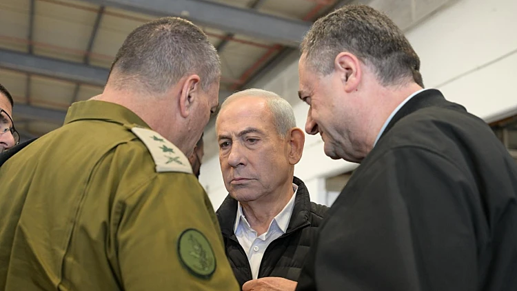 איראן איימה, ארה"ב לחצה - וישראל נצרה את האש בלבנון