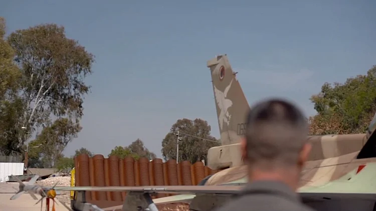 "אנחנו צדים אותם": ברמת דוד, עם הצוותים שמאחורי התקיפות באיראן