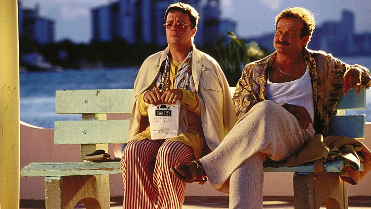 רובין וויליאמס ונייתן ליין ב"כלוב הציפורים"