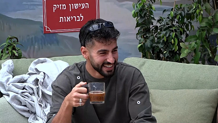 טיימליין ״האח הגדול״, היום ה-5: השבת הראשונה של הדיירים