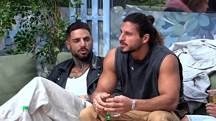 טיימליין ״האח הגדול״, היום ה-5: השבת הראשונה בבית לא רגועה