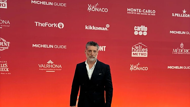 שף אסף גרניט במעמד הזכייה בכוכב מישלן בפעם השישית ברציפות