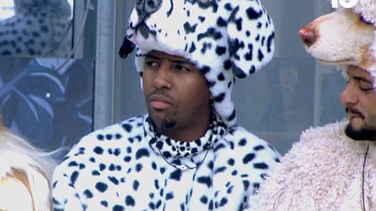 "הוא מניפולטיבי ואת מתייפייפת": המופע של נעם נגד כל הבית