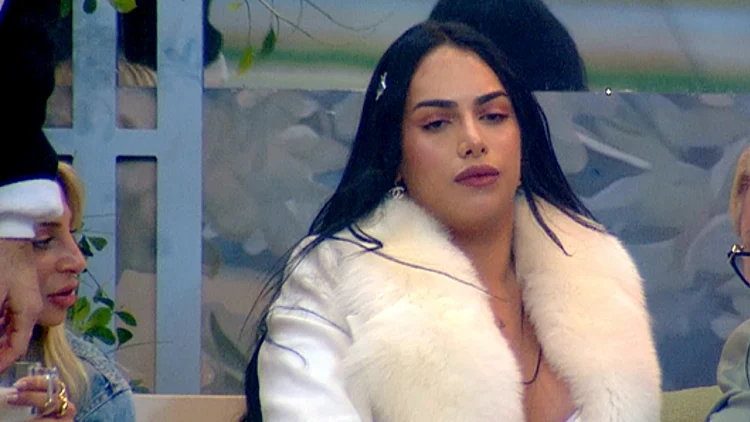 "לא מדברים ככה!": למה מירה עזבה את הבית?