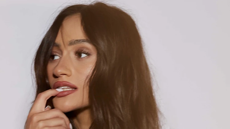 אגם בוחבוט פותחת הכול על הצעד הלא פשוט שעברה בחייה האישיים