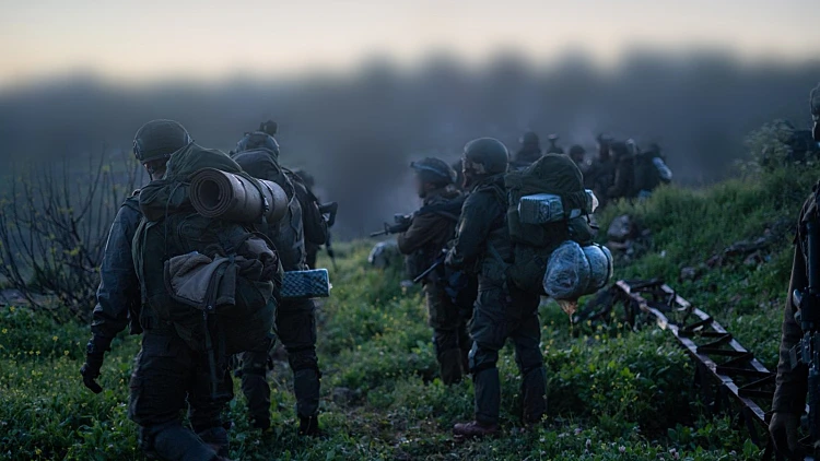פלונטר המלחמה בצפון: צה"ל תוקף, אך עד מתי תימשך המערכה?