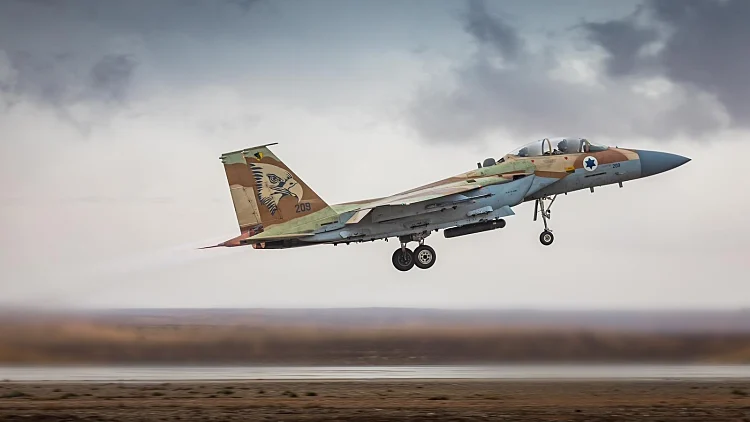 דריכות לקראת פקיעת הדד-ליין - וכוננות לירי מוגבר בערב החג