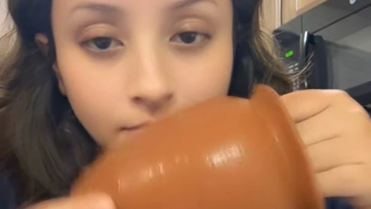 החטיף החדש של הטיקטוק: כדי חרס עם לימון