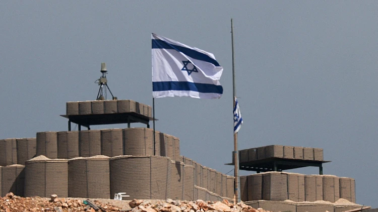 מוצב צה"ל בדרום לבנון, סמוך לגבול ישראל