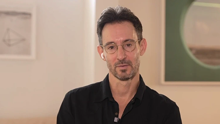 הפסנתר שהציל את אמא: עברי לידר וסיפור ההישרדות של אימו