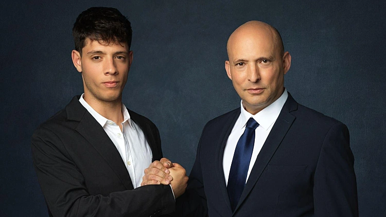 מייסד "כתף אל כתף" מצטרף לבנט: "יבנה לצעירי ישראל עתיד טוב יותר"