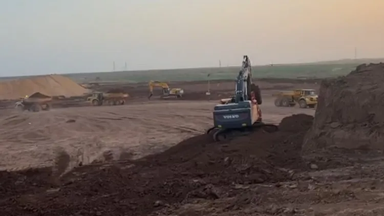 תיעוד: עבודות תשתית להקמת העיר החרדית בדרום - בשבת