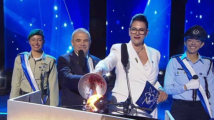 אימו של רן גואילי השיאה משואה לצד גל הירש: "הגאווה חזקה מהעצב"