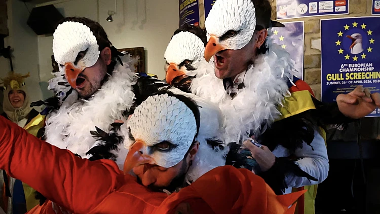 70 אנשים צורחים: הכירו את האליפות החדשה שמשגעת את האירופאים