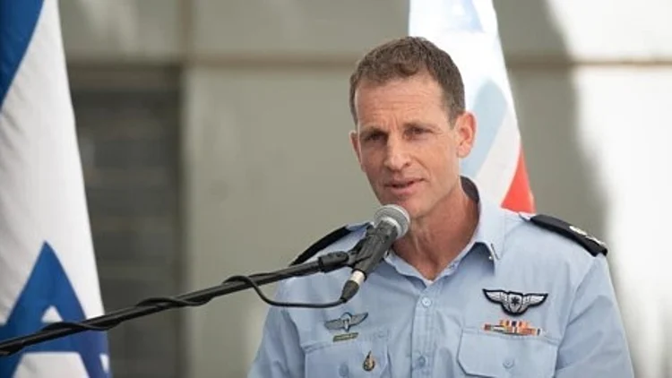 החזיתות, מלאי החימושים ושימור כוח האדם: האתגרים של טישלר