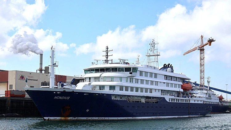 הספינה MV Hondius. ארכיון