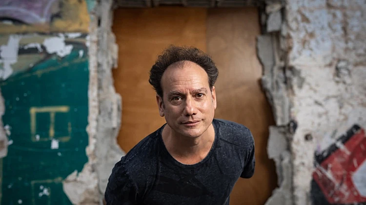 תומר שרון