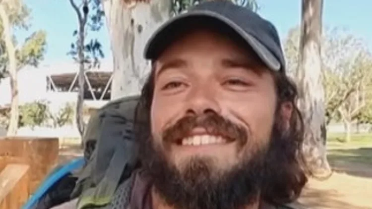 "בשביל רגעים כאלה בדיוק": הישראלי שחוצה את כל העולם ברגל