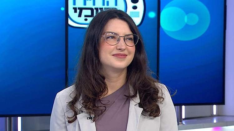 במקום לבזבז כסף על תוספי מזון: כך תטפלו נכון בנשירת השיער