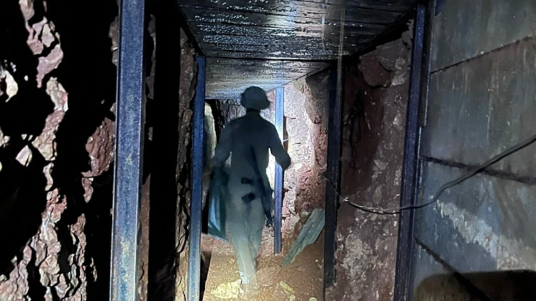 מתחת לבופור, במימון איראני: נחשפה רשת מנהרות של חיזבאללה