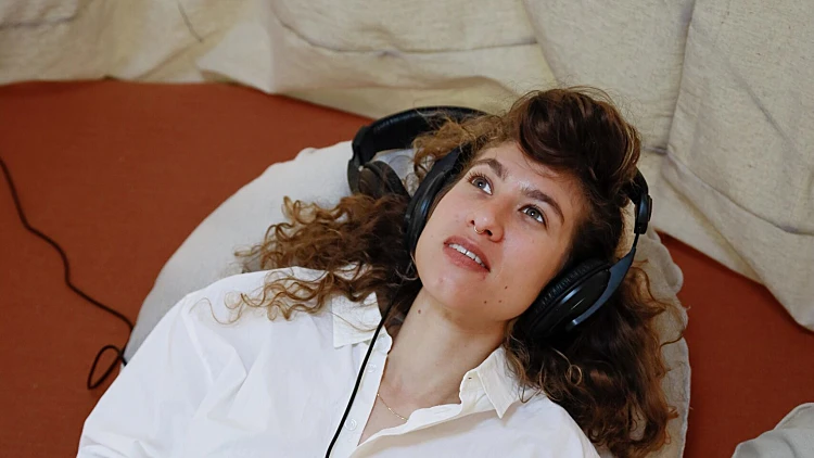 האמנית נגה אור-ים