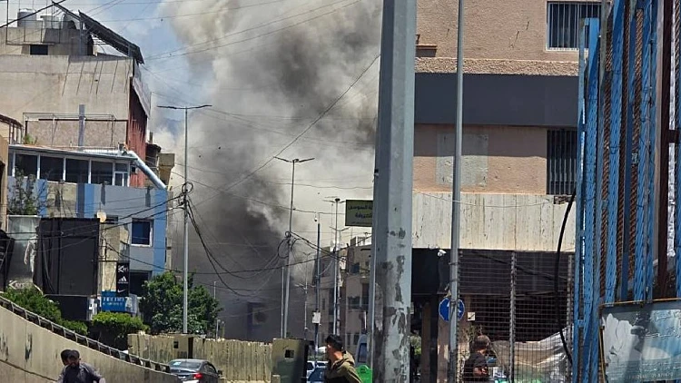 אחרי השיגורים לצפון: צה"ל תקף מטרות חיזבאללה בדאחייה בביירות