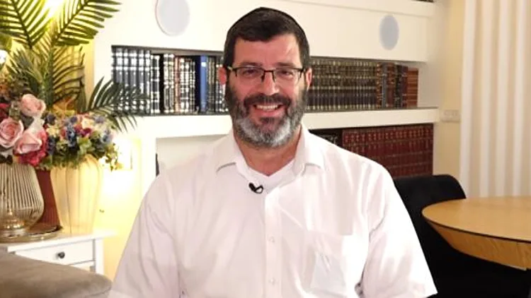 התושב שהקים משמר שכונתי - ותפס חוליית גנבים סדרתית