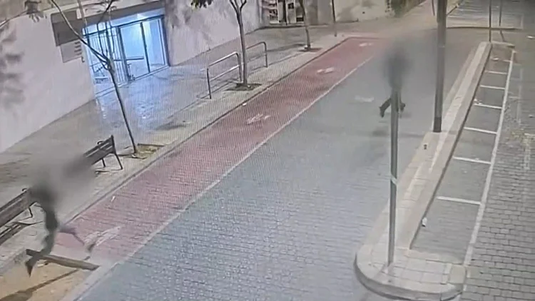 בהלה בשכונת היוקרה בת"א: סכסוך עבריינים הוביל לירי | תיעוד