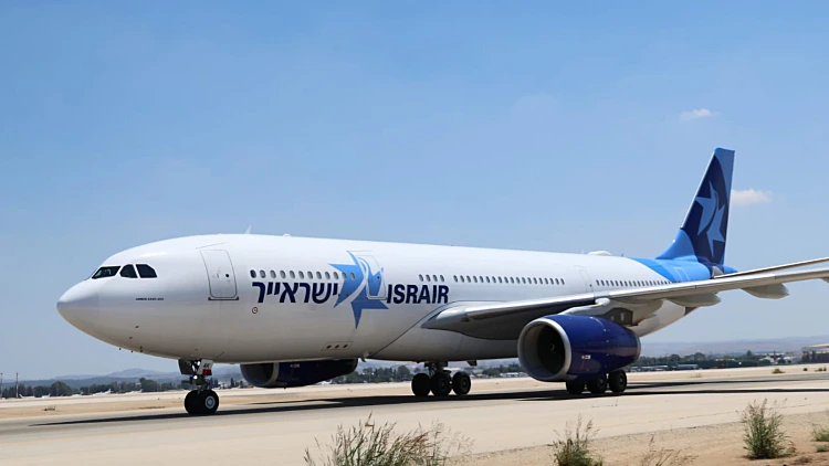 מטוס איירבוס 330 של ישראייר