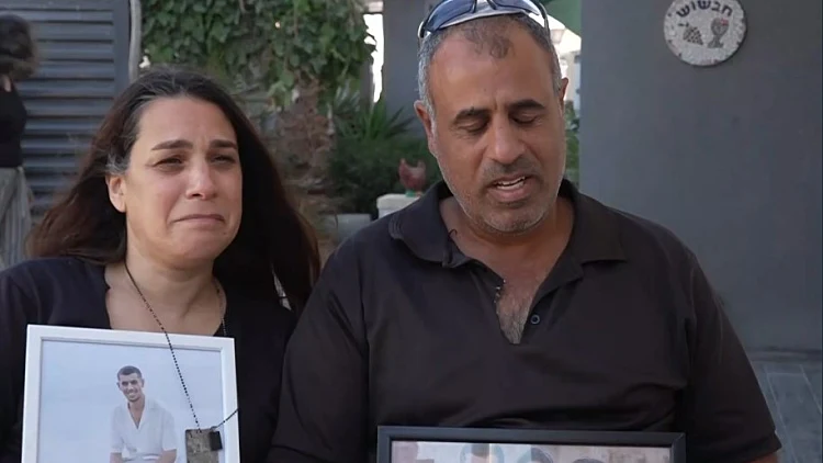 "הסיבה לקום בבוקר": אימו של החלל - והחיים שהיא נושאת בבטנה
