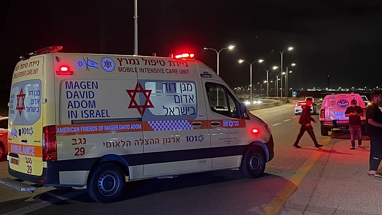 זירת התאונה בכביש 40 סמוך לבאר שבע