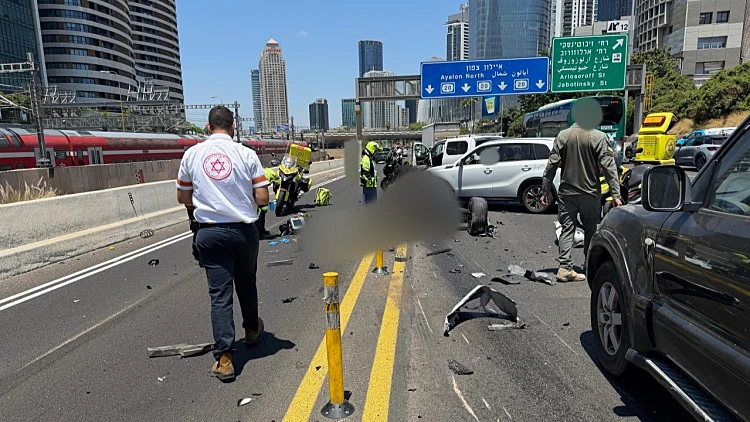 זירת התאונה באיילון