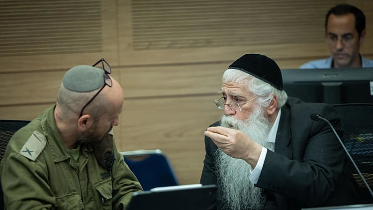 ח"כ פרוש ונציג הצבא תא"ל שי טייב
