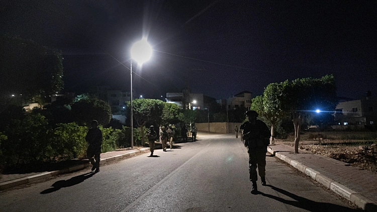 צה"ל: נעצרו 4 מחבלים שסחרו באמצעי לחימה בג'נין