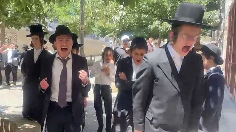 שבת שנייה ברציפות: עימותים בין חרדים לחילונים בבית קפה בי-ם
