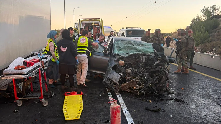 זירת התאונה בכביש 60 סמוך לחברון