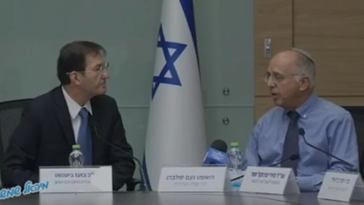 "מופתע שאתה מופתע": עימות חריג בין ביסמוט ליו"ר ועדת הבחירות